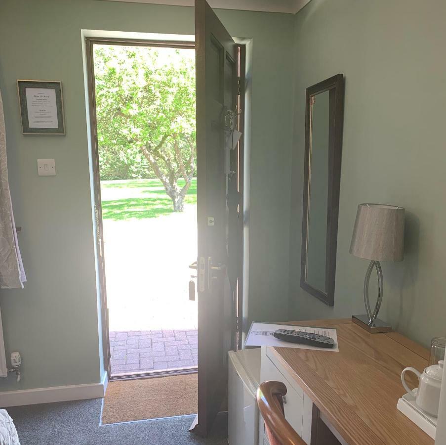 Hope Orchard Bed & Breakfast Cheltenham Ngoại thất bức ảnh